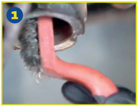 MOOG - Clean the inner thread of the wheel knuckle with a wire brush MOOG - Clean the inner thread of the wheel knuckle with a wire brush