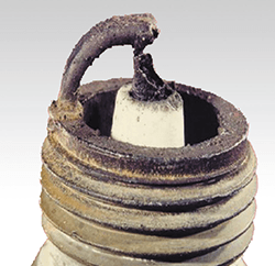 spark-plug-pre-ignition2 spark-plug-pre-ignition2