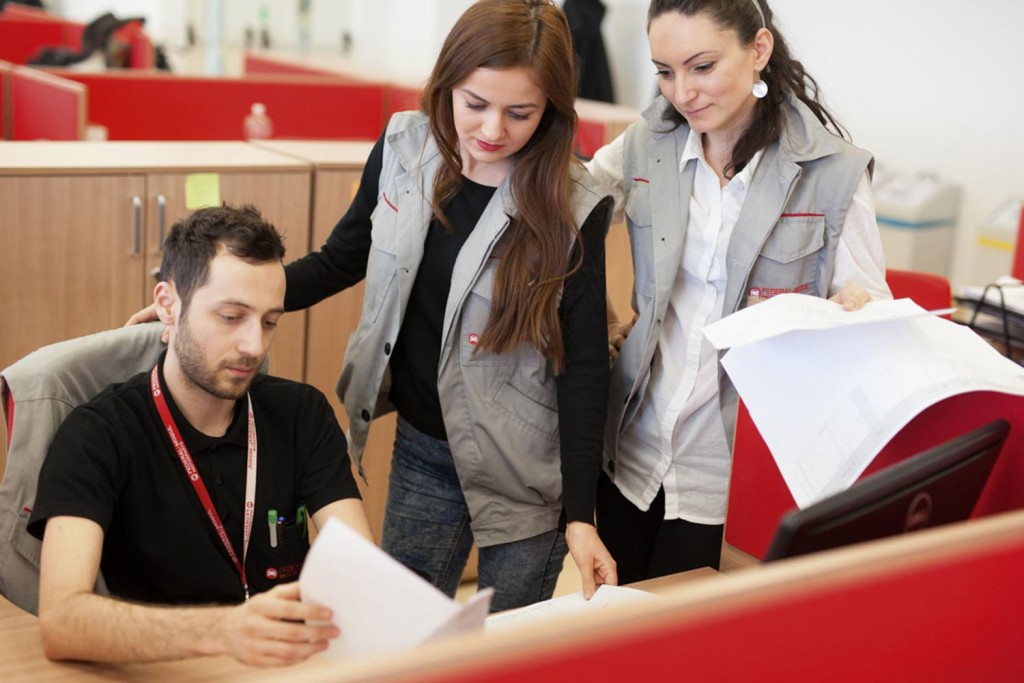 wipers-factory5 wipers-factory5