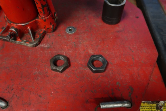 self-locking-oe-moog-ball-joint-nuts self-locking-oe-moog-ball-joint-nuts