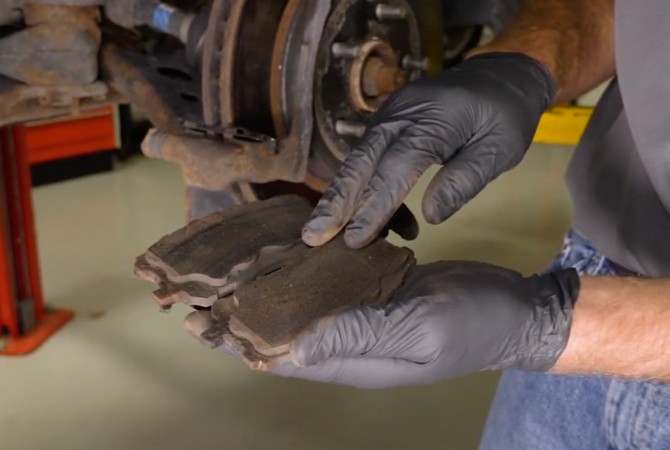 brake-system-inspection-checklist-check-brake-pads brake-system-inspection-checklist-check-brake-pads