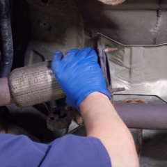 step-8-technician-removing-catalytic-converter step-8-technician-removing-catalytic-converter